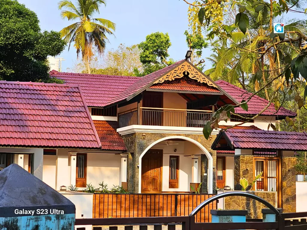 A Stunning kerala traditional house design
